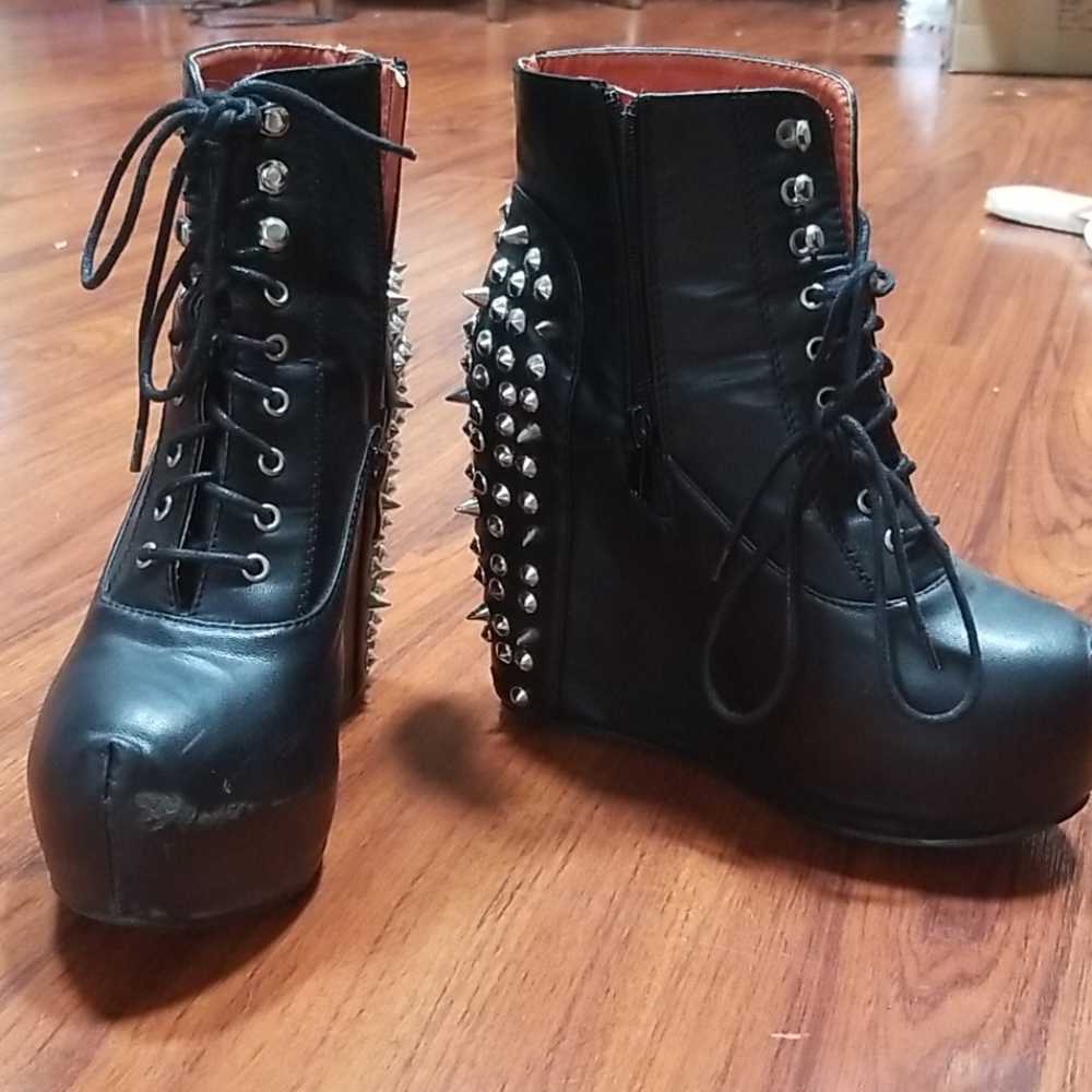 Black Wedge Heels